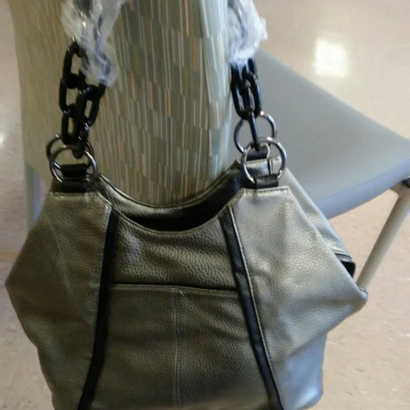 Kenny loves Penny Purse - Picture 7 of 13